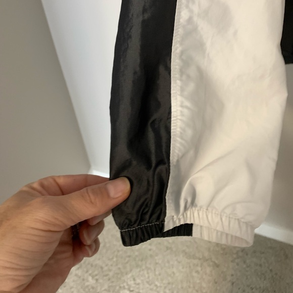 Under Armour Pursuit Subsurface Windbreaker Men’s Jacket - Picture 5 of 11